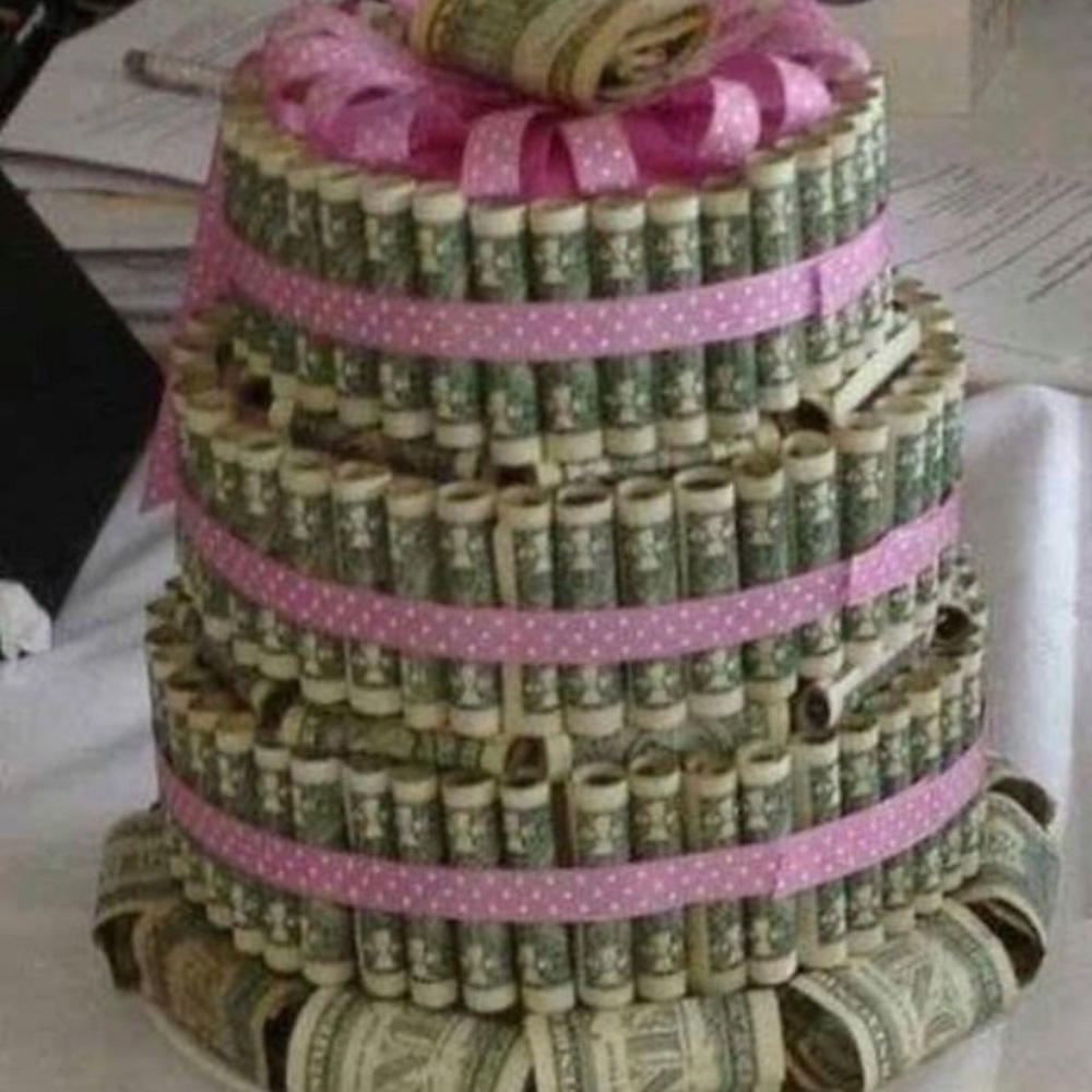 Meet your Posher, Afsaneh